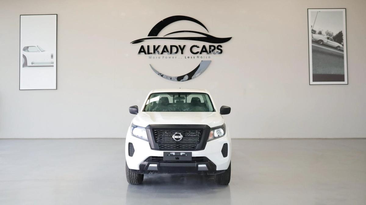 NISSAN NAVARA 2.5 PETROL SE 4X2 MT DC PLUS-2-2