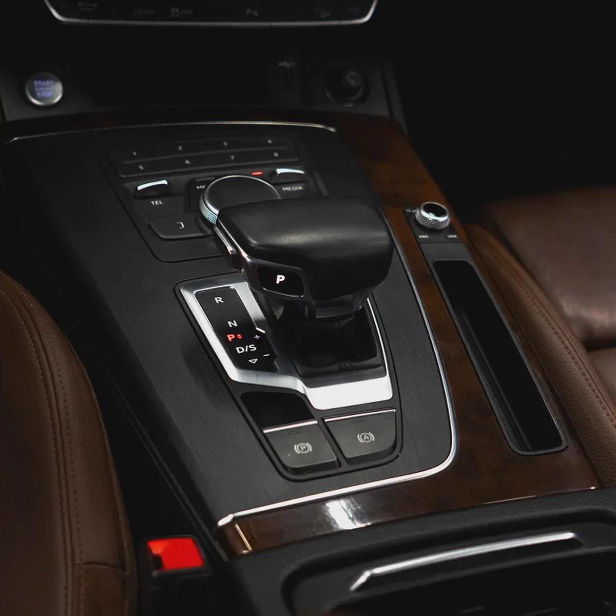 AED 1,628 pm • 0% Downpayment • Audi Q5 • 1 Year Warranty-11-11