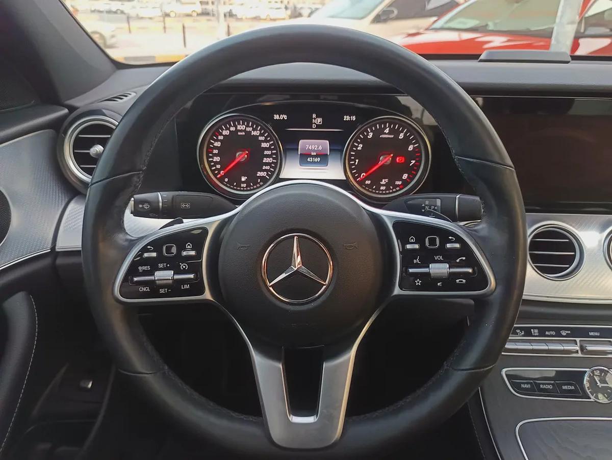 Mercedes-Benz E 250 2019 - Korean Specs - Pristine Condition-6-6