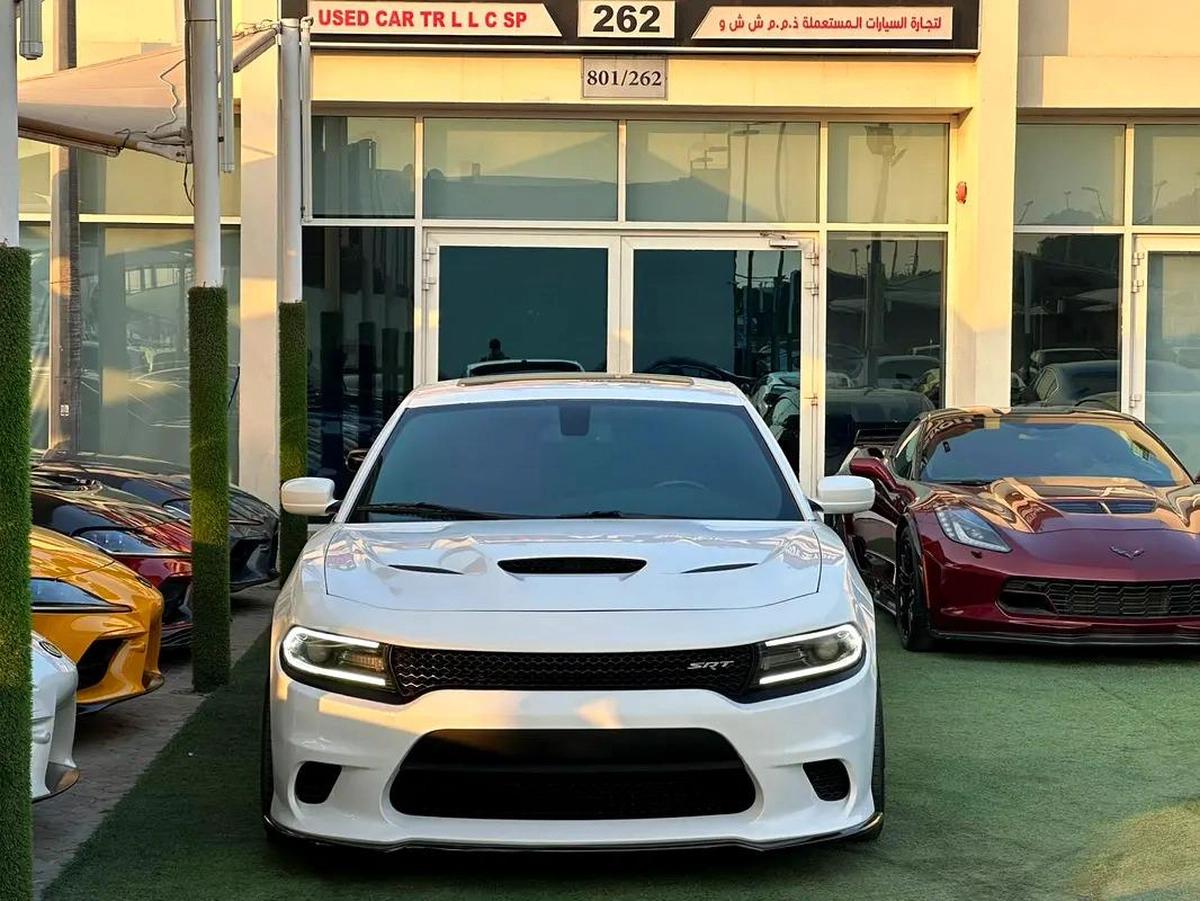 DODGE CHARGER HELLCAT SRT GCC 2017 Original paint perfect condition zero accidents-9-9