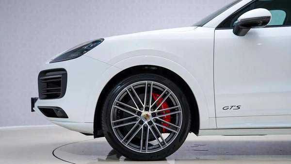 UAEs Very Best Example | 2 Years Free Servicing | AED 5,900 Per Month