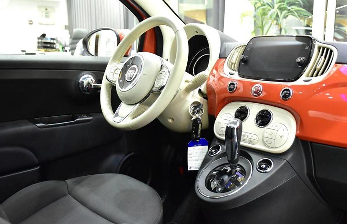 Fiat 500 Dolcevita ( 2024 Model ) in Orange Color GCC Specs-10-10