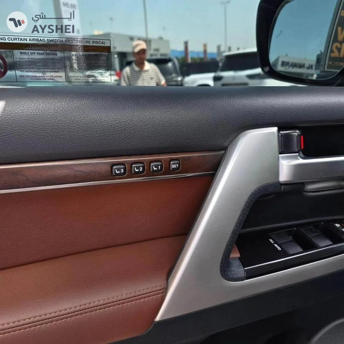 Toyota Land Cruiser TOYOTA LANDCRUISER VXR V8 5.7-5-5