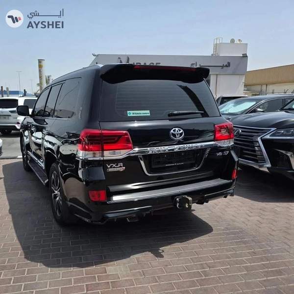 Toyota Land Cruiser TOYOTA LANDCRUISER VXR V8 5.7