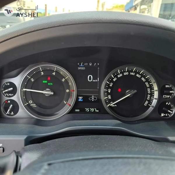 Toyota Land Cruiser TOYOTA LANDCRUISER VXR V8 5.7