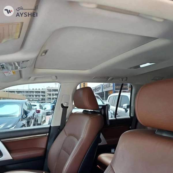 Toyota Land Cruiser TOYOTA LANDCRUISER VXR V8 5.7