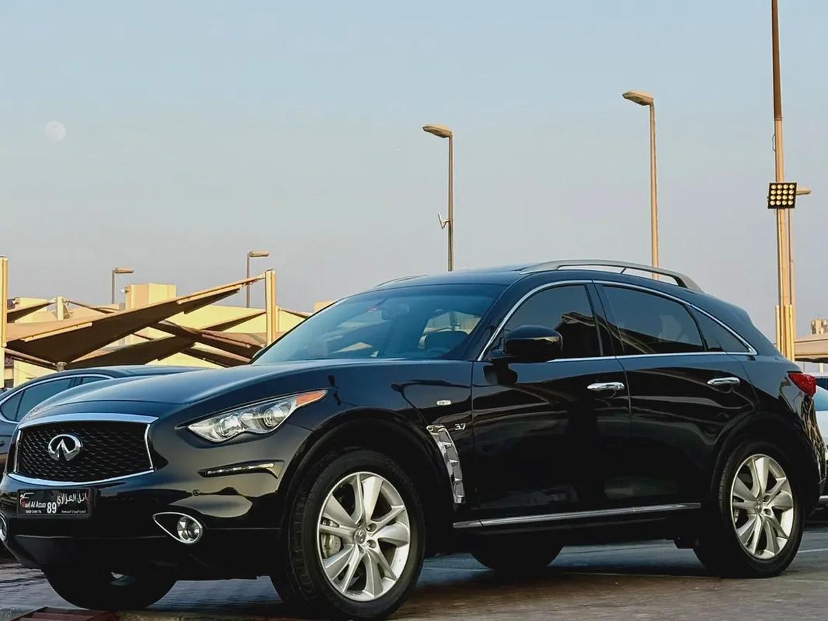Infiniti QX70 - 2018 Gulf Specs, Full Option, Accident-Free-1-1