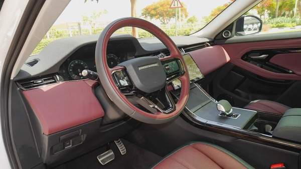 RANGE ROVER EVOQUE SE P250 DYNAMIC 2025!! FIVE YEARS WARRANTY!! THREE YEARS SERVICE CONTRACT