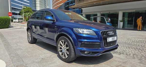 2015 Audi Q7 S line-Excellent Condition-Less Kilometer Driven