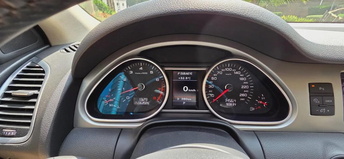 2015 Audi Q7 S line-Excellent Condition-Less Kilometer Driven-14-14
