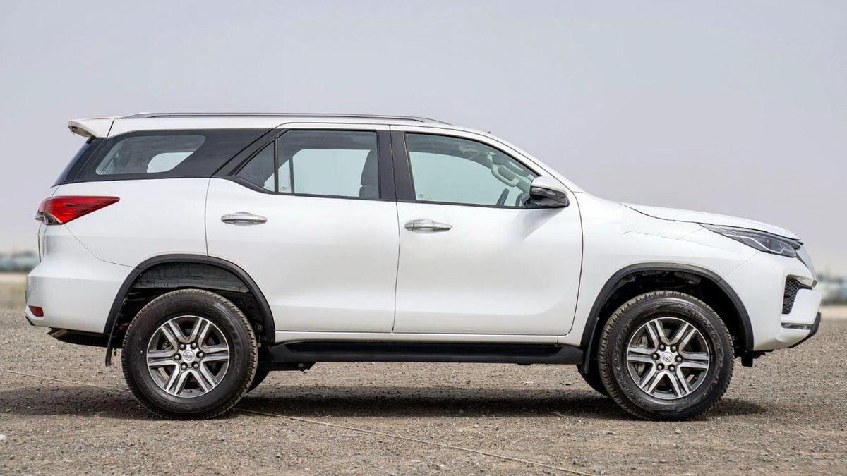 Toyota Fortuner Toyota Fortuner 2.4L Diesel 4X4 MY2025-1-1