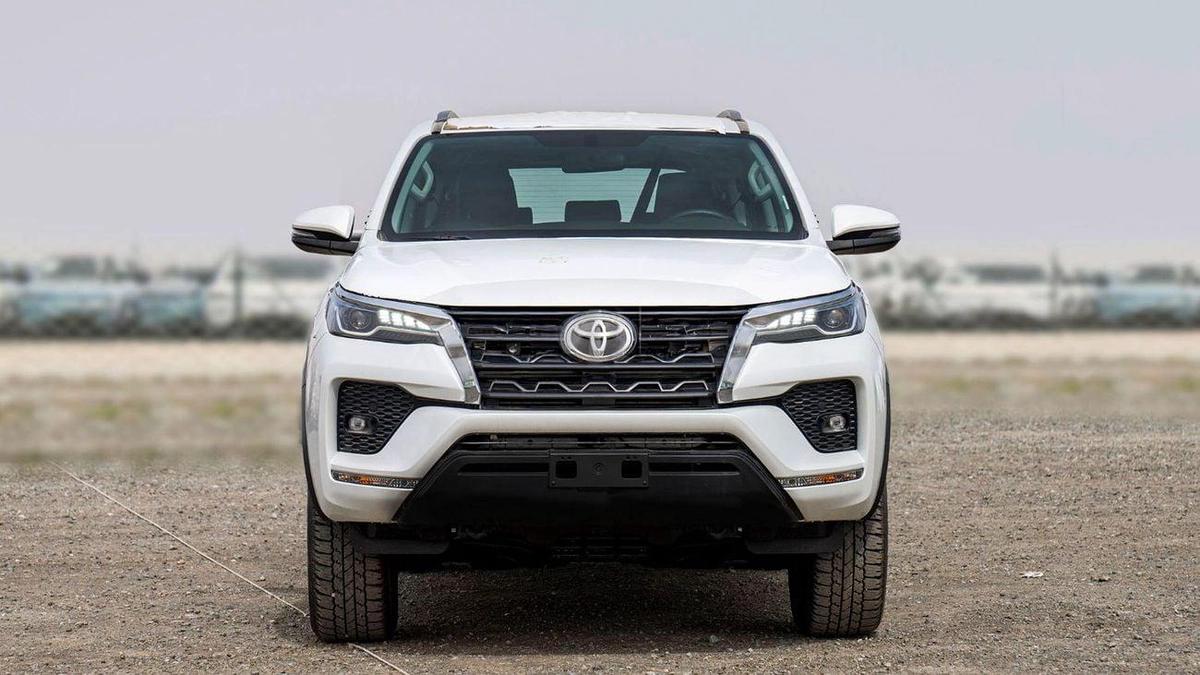 Toyota Fortuner Toyota Fortuner 2.4L Diesel 4X4 MY2025-8-8