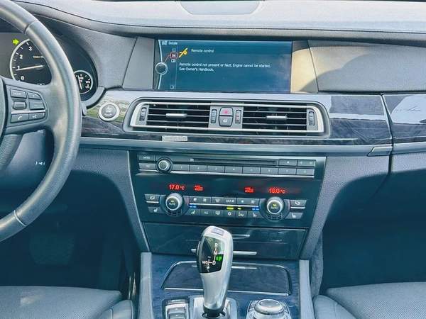 BMW 750I | 2010 | ONLY : 110417 KM | CLEAN TITLE | JAPAN IMPORT