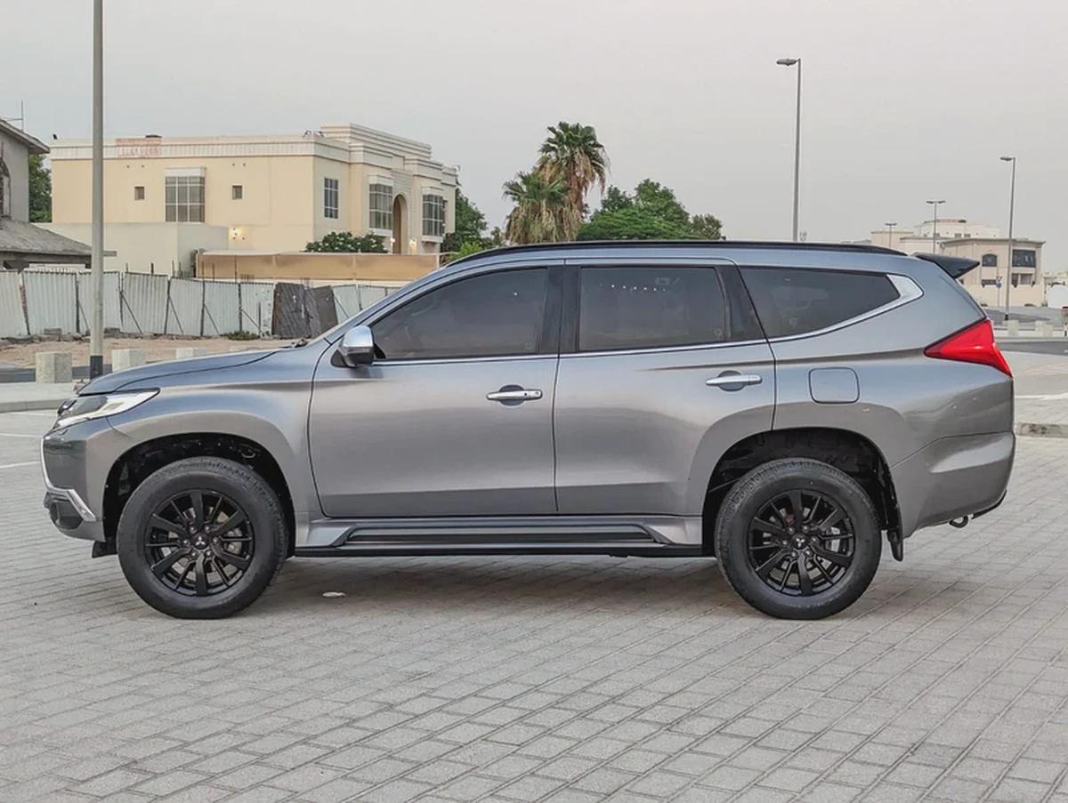 MITSUBISHI MONTERO SPORT 2019 GLS 4WD FULL OPTION GCC ACCIDENT FREE IN EXCELLENT CONDITION-15-15