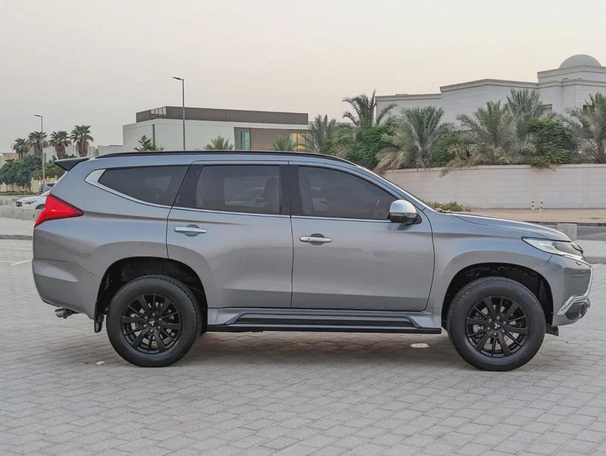 MITSUBISHI MONTERO SPORT 2019 GLS 4WD FULL OPTION GCC ACCIDENT FREE IN EXCELLENT CONDITION-16-16