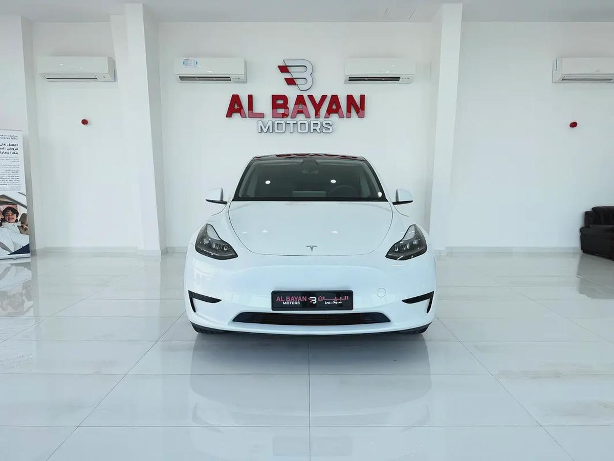 تسلا موديل واي ستاندرد ابيض / اسود 2023 Tesla Model Y Standard - GCC Specs - Excellent Condition-4-4