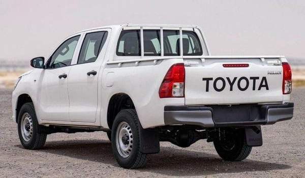Toyota Hilux 2.4L Diesel V4 MT P.Window MY2025