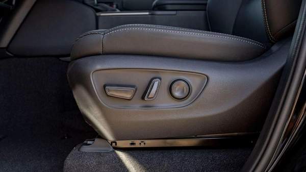 Toyota Prado PRADO 250 ADVENTURE 2.8D AT MY2025 – BLACK