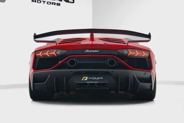 2019 LAMBORGHINI AVENTADOR SVJ