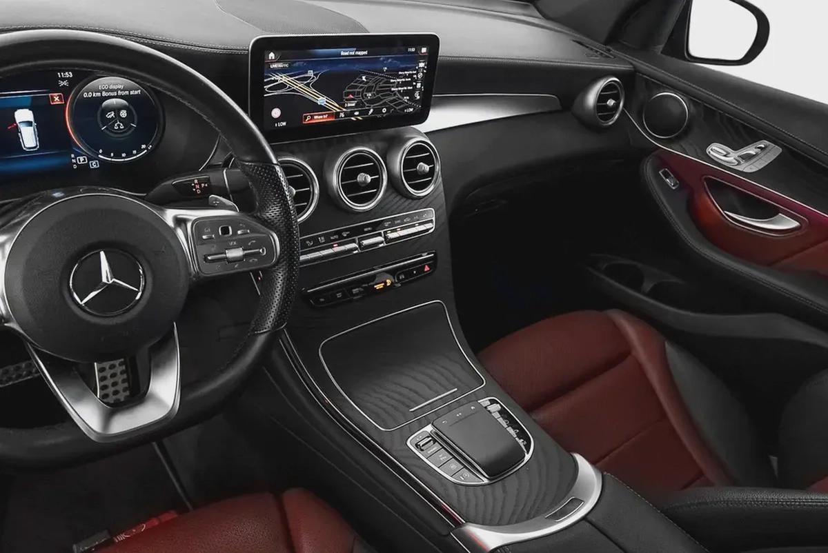 3,166 AED / 60 months | 0% DP | 2021 Mercedes-Benz GLC 200-8-8