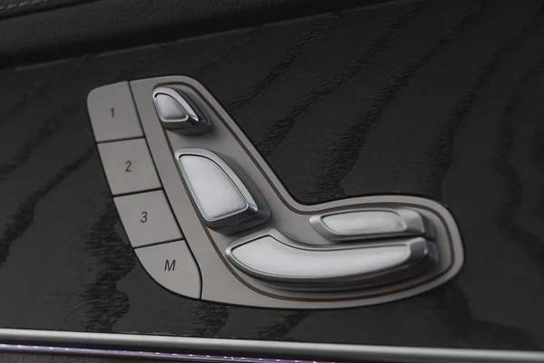 3,166 AED / 60 months | 0% DP | 2021 Mercedes-Benz GLC 200