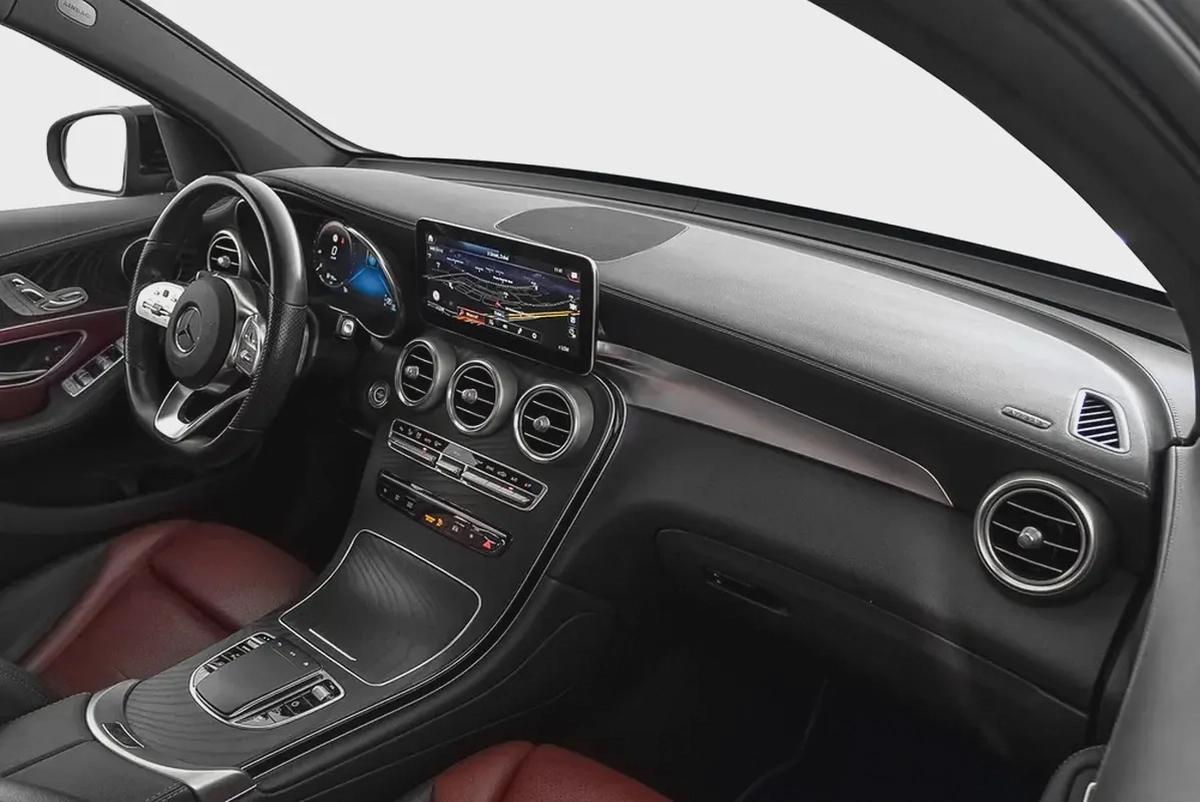 3,166 AED / 60 months | 0% DP | 2021 Mercedes-Benz GLC 200-11-11
