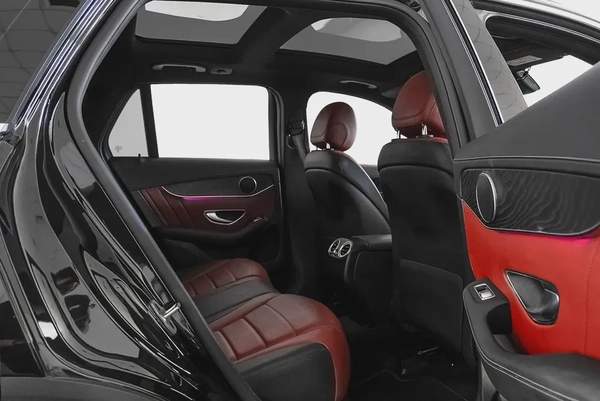 3,166 AED / 60 months | 0% DP | 2021 Mercedes-Benz GLC 200