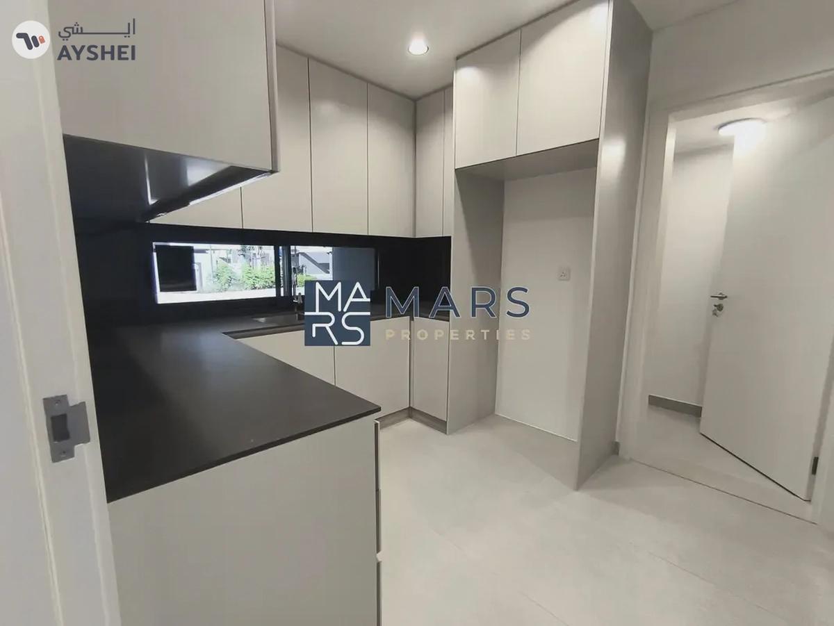 BRAND NEW SINGLE ROW END UNIT 3BHK BIGGEST LAYOUT-25-25