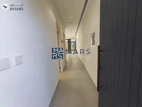 BRAND NEW SINGLE ROW END UNIT 3BHK BIGGEST LAYOUT