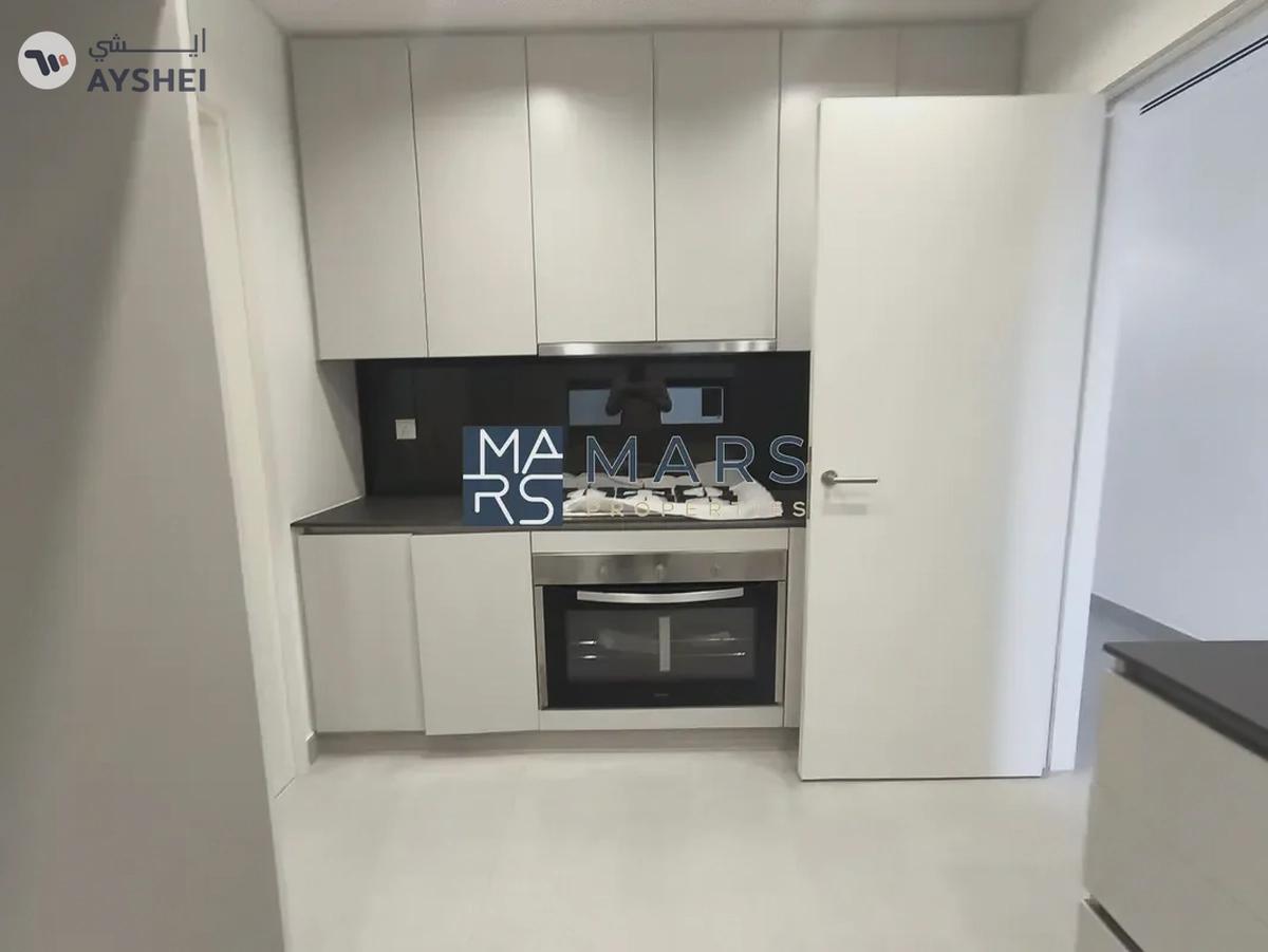 BRAND NEW SINGLE ROW END UNIT 3BHK BIGGEST LAYOUT-4-4