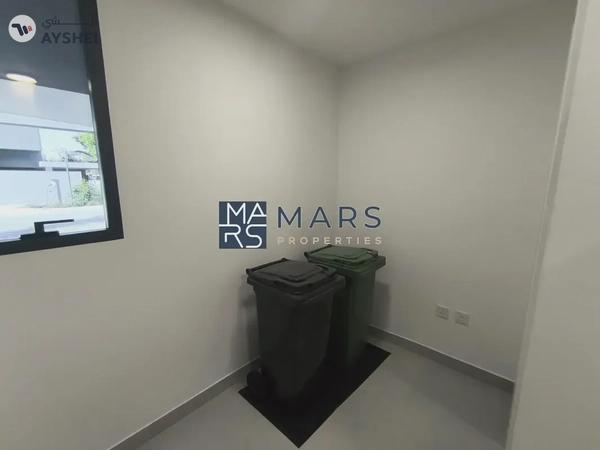 BRAND NEW SINGLE ROW END UNIT 3BHK BIGGEST LAYOUT