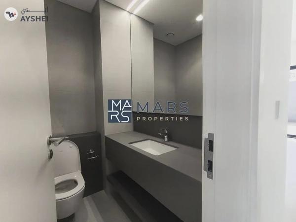 BRAND NEW SINGLE ROW END UNIT 3BHK BIGGEST LAYOUT