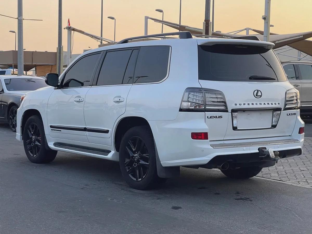 لكذس LX570 محول وكاله بلاك اديشنLexus LX 570 Sport 2014 - GCC Specs - Perfect Condition-3-3