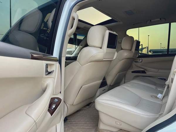 لكذس LX570 محول وكاله بلاك اديشنLexus LX 570 Sport 2014 - GCC Specs - Perfect Condition