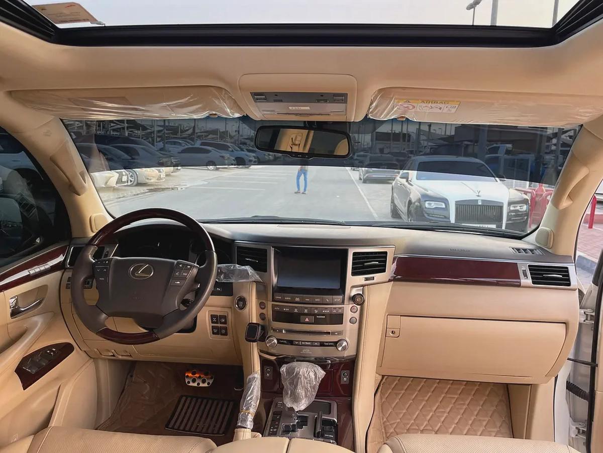 لكذس LX570 محول وكاله بلاك اديشنLexus LX 570 Sport 2014 - GCC Specs - Perfect Condition-17-17