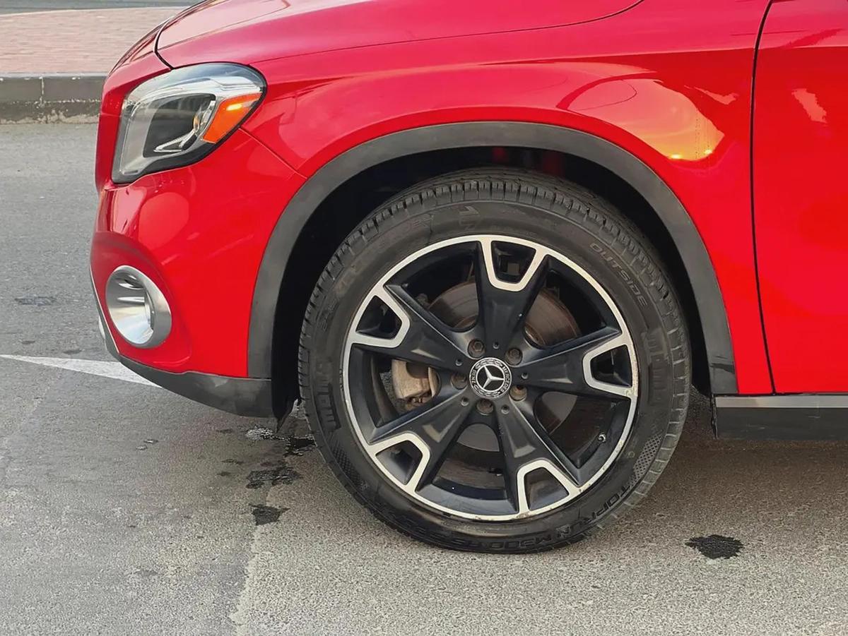 Mercedes-Benz GLA 250 2018 - American Specs-9-9
