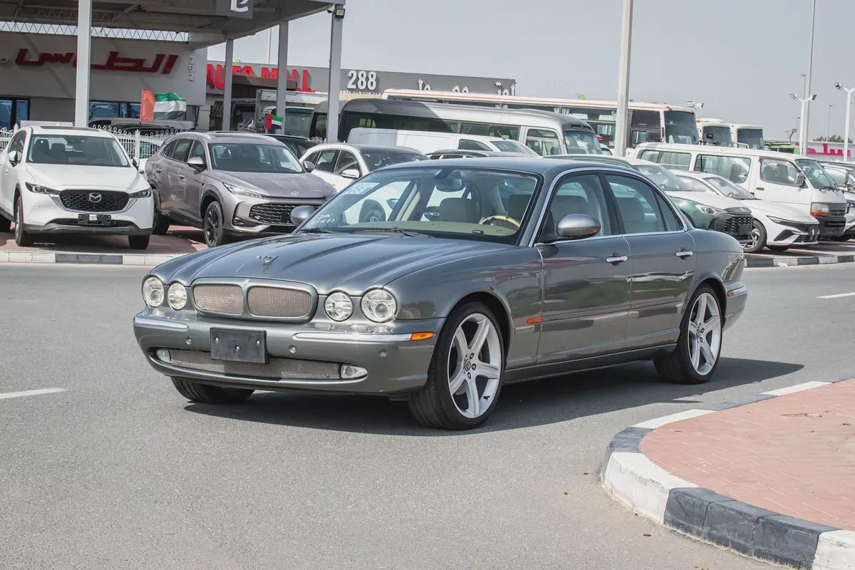 2006 - JAGUAR XJ8 - GOOD CONDITION - ONLY 43,000 KM-1-1