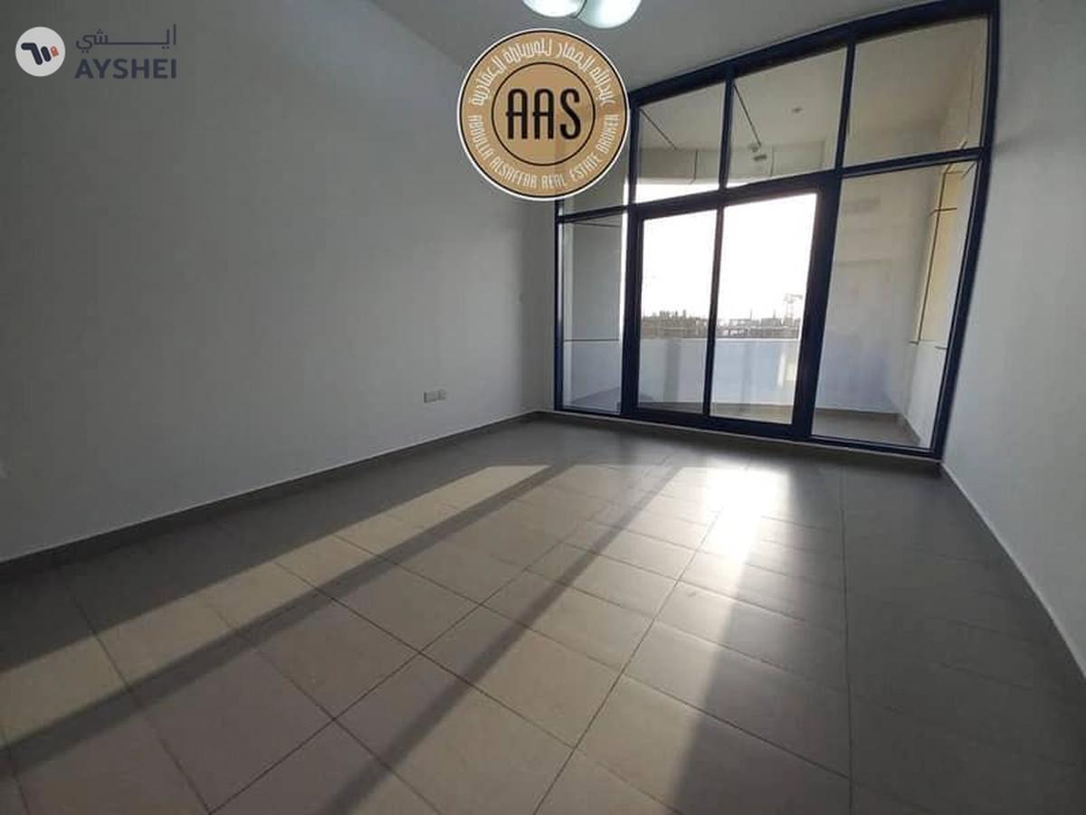 Deal Of The Day Chiller Free Spacious 3Bhk 90k With Full Facilities-8-8