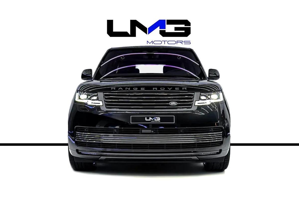 MIDDLE EAST SPECS | 2023 RANGE ROVER SV P530 | REAR TVS | LEG REST TWO TONE INTERIOR |-1-1