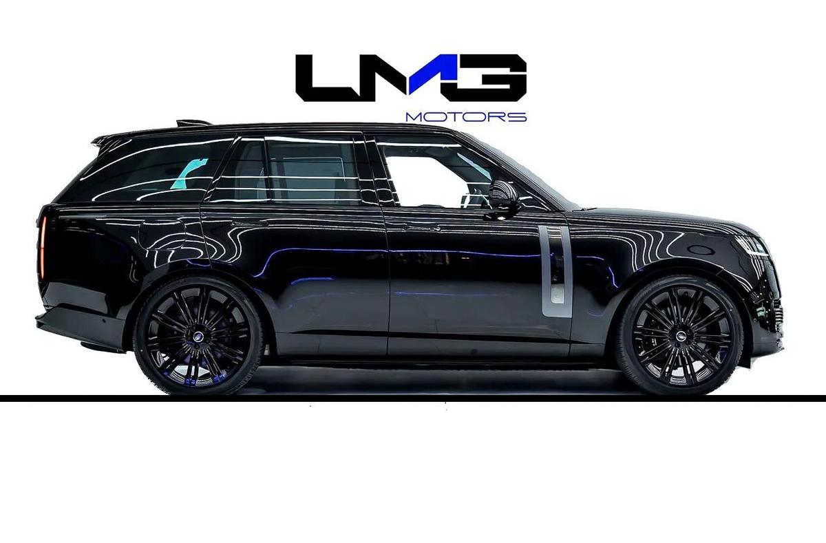 MIDDLE EAST SPECS | 2023 RANGE ROVER SV P530 | REAR TVS | LEG REST TWO TONE INTERIOR |-9-9