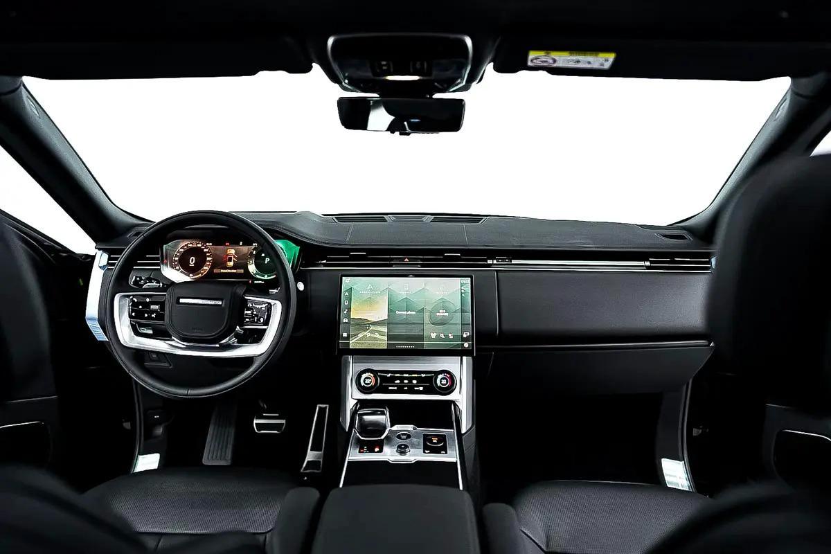 MIDDLE EAST SPECS | 2023 RANGE ROVER SV P530 | REAR TVS | LEG REST TWO TONE INTERIOR |-8-8