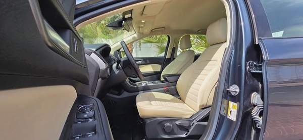 2022-Ford Edge SE -Excellent Condition-Under Warranty and Service Contract-Bank Finance Available