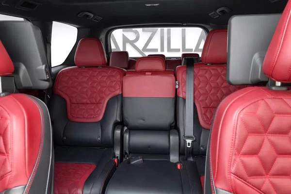 AED 5,875 / Monthly l 0% Down Payment l SE Platinum l Under Full Nissan Warranty