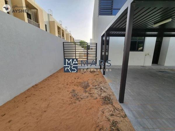 Luxury| Spacious| 4 Bedroom Townhouse| With Maid Room| Best Price| End Unit