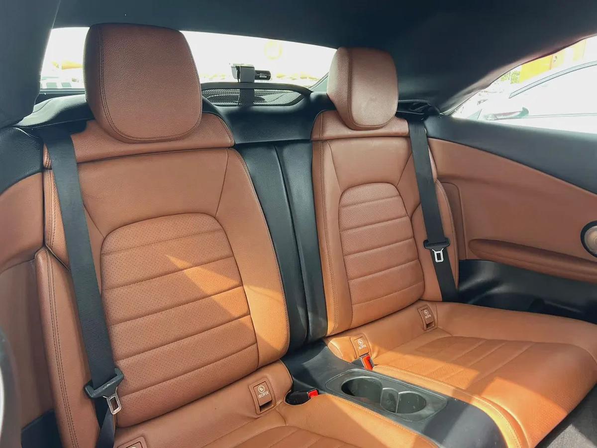 2017 Mercedes - Benz C200 | Coupe | Korean Specs | V4 | Ref#922-12-12