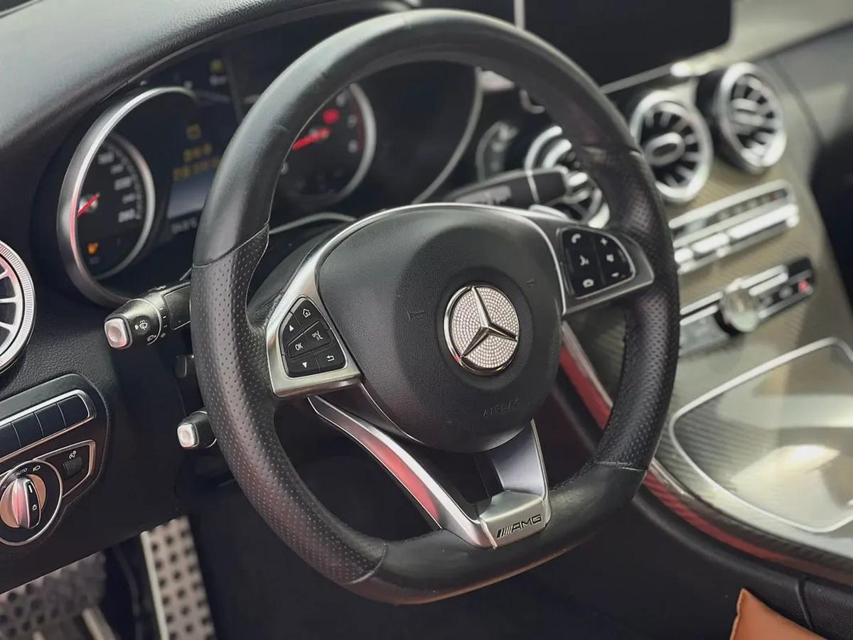 2017 Mercedes - Benz C200 | Coupe | Korean Specs | V4 | Ref#922-17-17