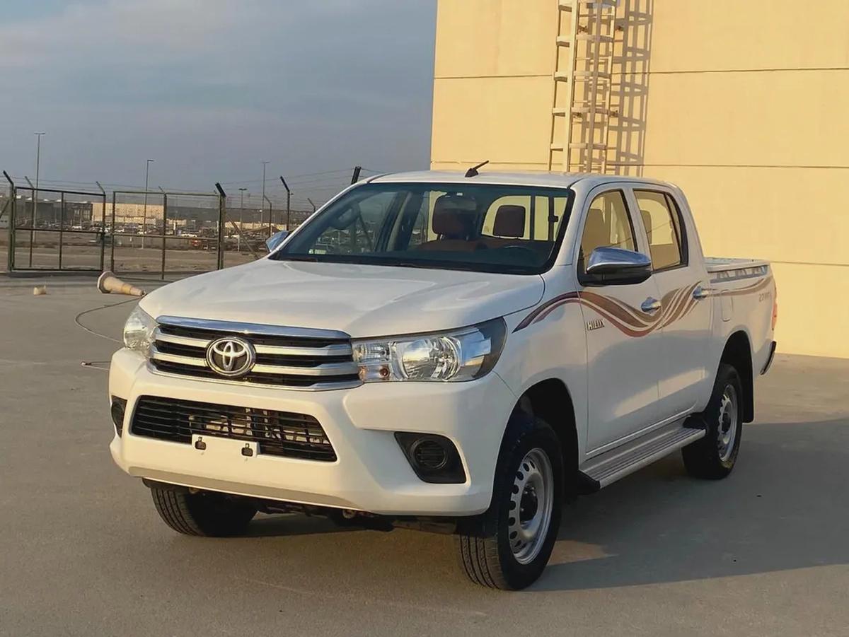 Toyota Hilux DLX TOP 2021 - GCC Specs - Excellent Condition-2-2