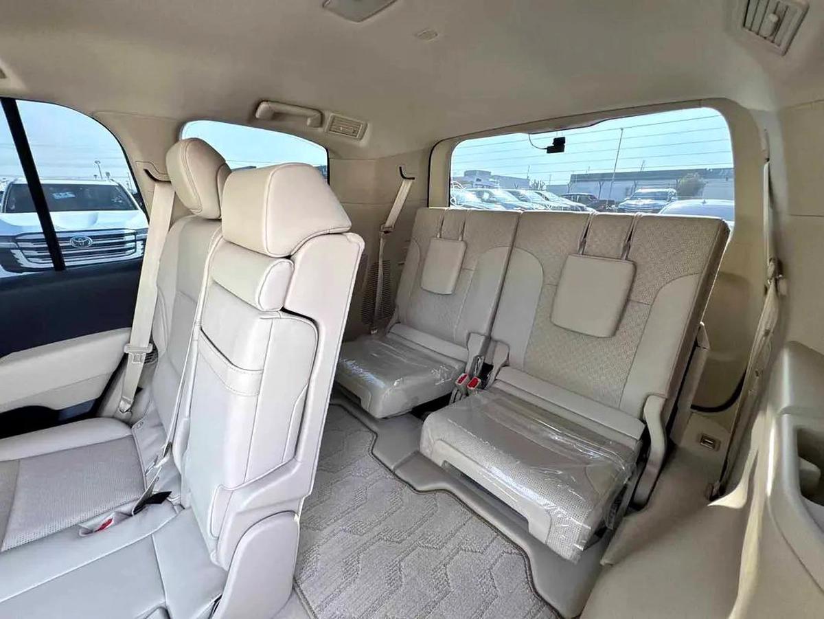 2024 (RIGHT HAND DRIVING) LAND CRUISER 300 ZX 3.5L PETROL 7-SEATS BRAND NEW 0KM FOR EXPORT ONLY-1-1