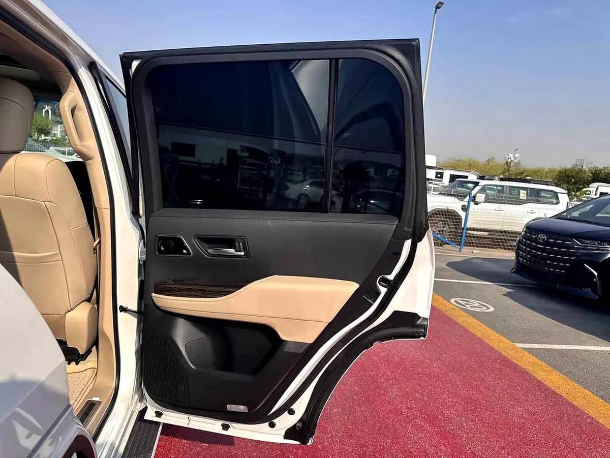 2024 (RIGHT HAND DRIVING) LAND CRUISER 300 ZX 3.5L PETROL 7-SEATS BRAND NEW 0KM FOR EXPORT ONLY-5-5