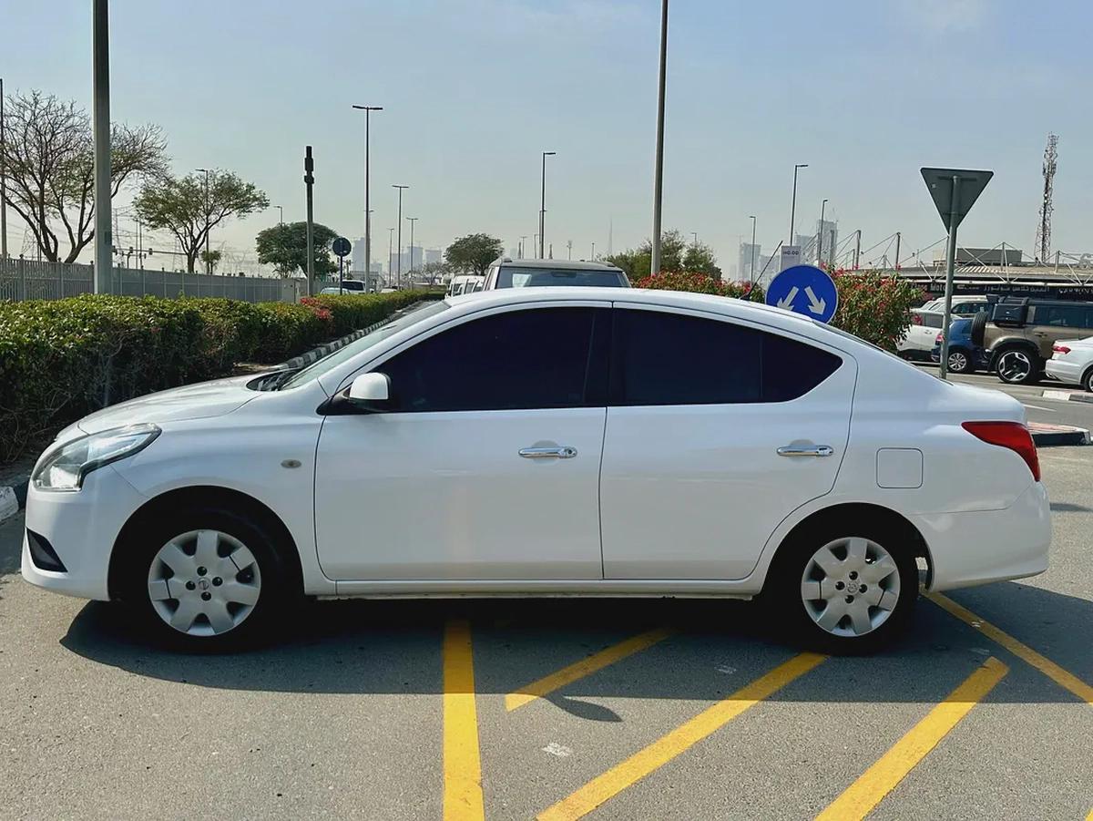399/-AED EMI Nissan Sunny 1.6L || GCC Specs || Well Maintained-8-8